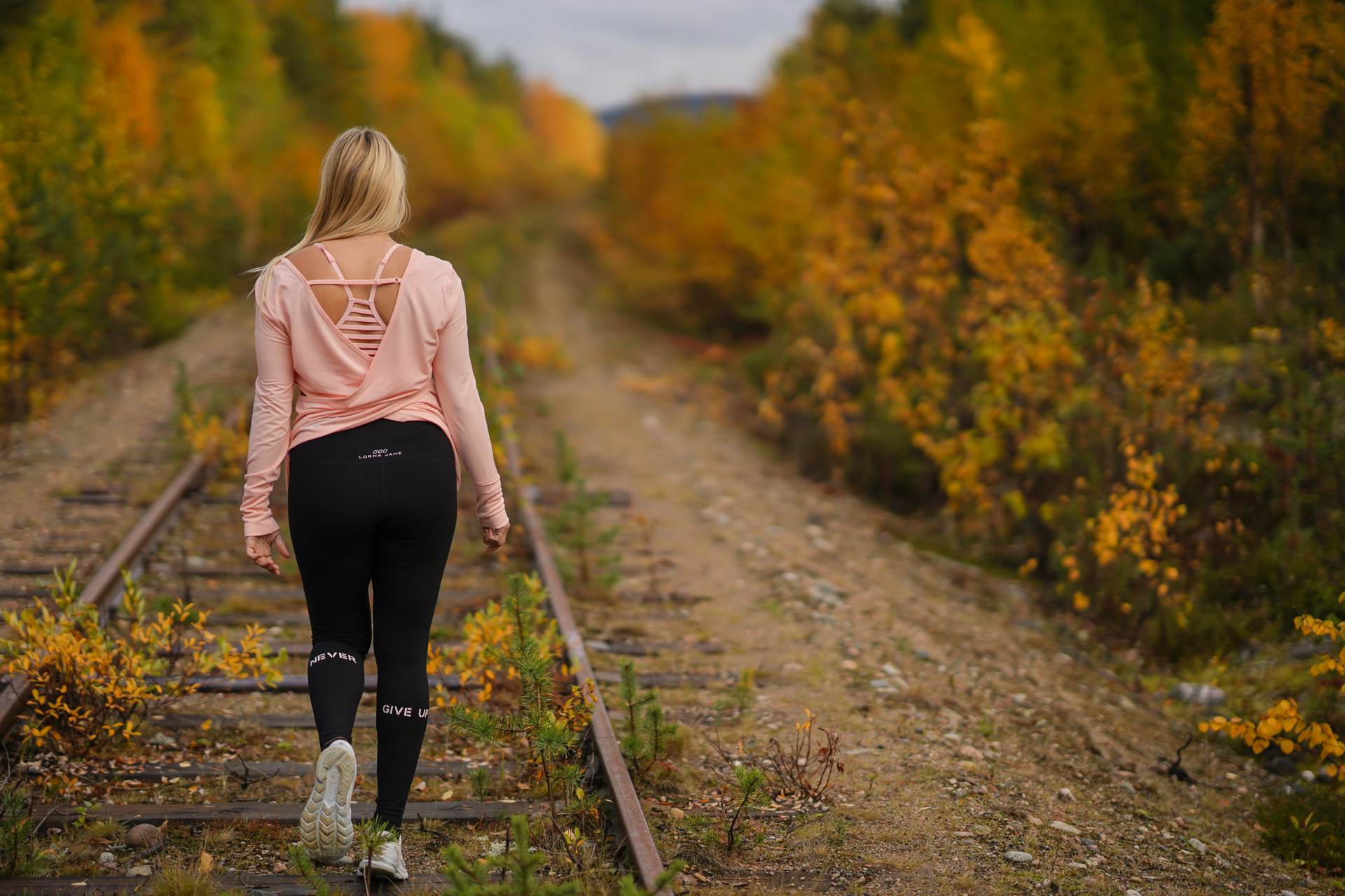 itsensä hyväksyminen